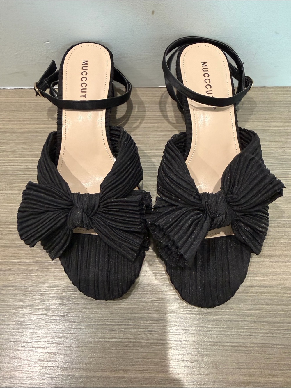 Amazon Mucccute Faux “Loeffler Randall” sandaled heels.